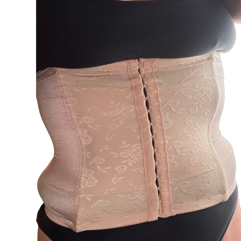 Vanity Fair Waist Cincher Floral Damask Boned Shapewear Nude Coquette XL